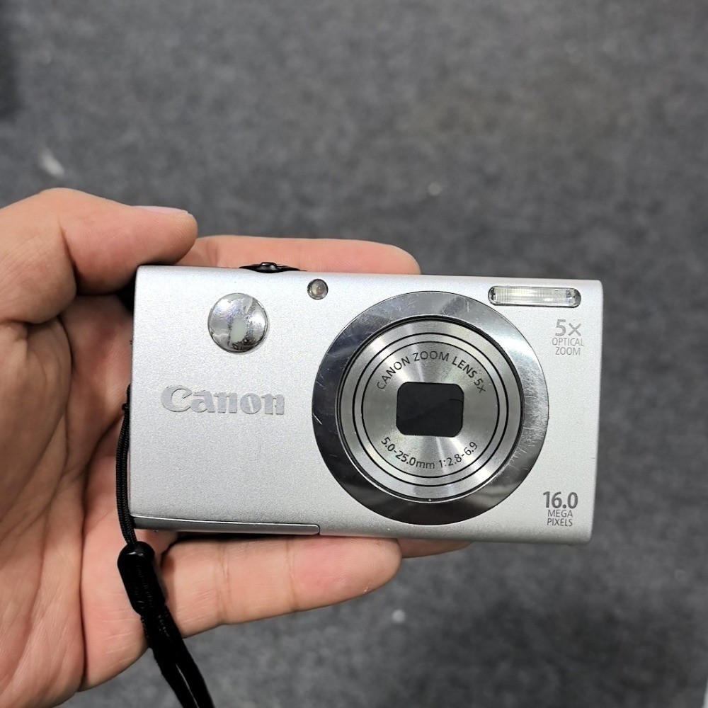 Canon PowerShot A2300 HD Digital Camera 16MP 5x Optical Zoom Auto