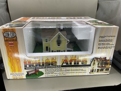 Con-Cor HO House Afire Kit New in Box