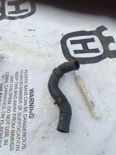 VW GOLF VIII CD1 Schlauch Kühlung 1K0121058C 2.00 Diesel 2005 31504164