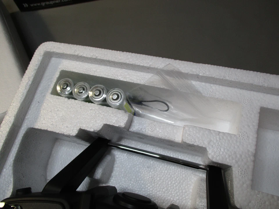 AT422 GRAUPNER TELECOMMANDE REMOTE CONTROL MZ-10 - Photo 3/4