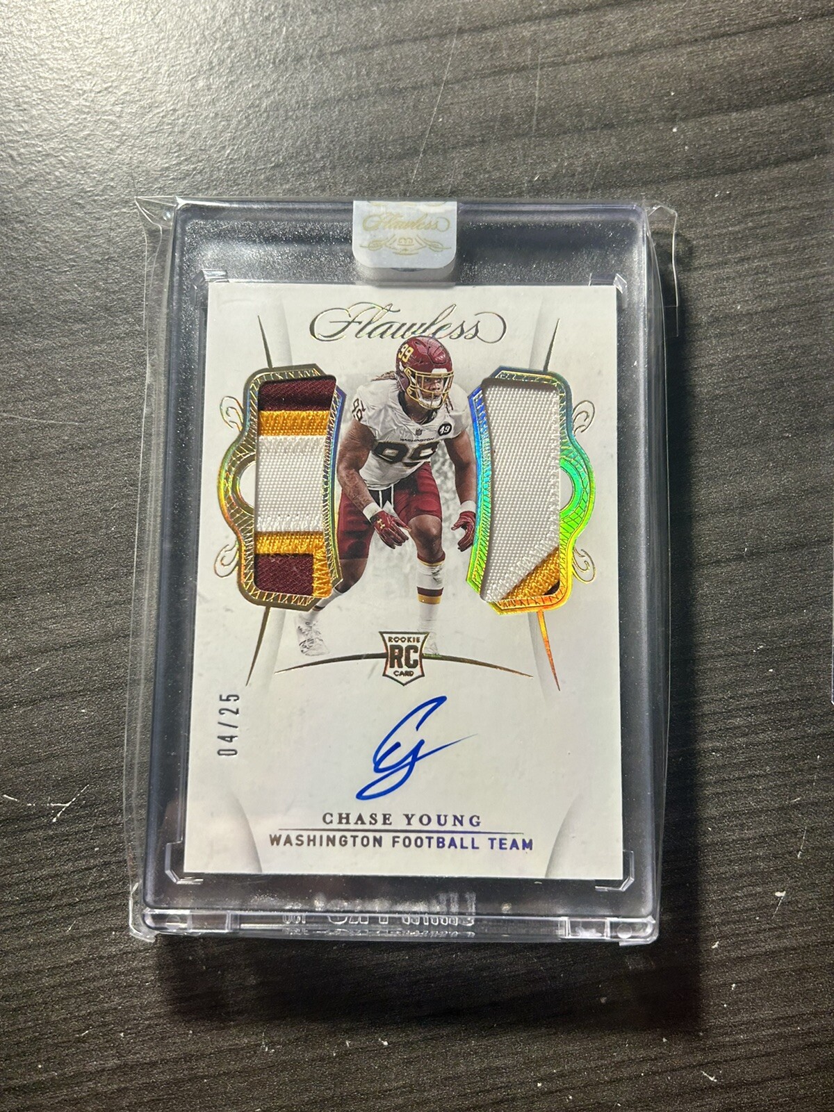 2020 Panini Flawless Rookie Dual Patch Auto Chase Young Gold /25. 49rs B1