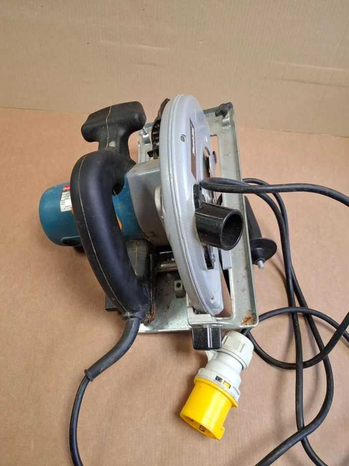 Makita 5703R Adjustable Circular Saw + Makita 9565CR 125mm Angle Grinder - 110v - Image 4 of 4