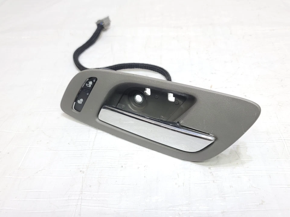 Maçaneta interna dianteira direita do passageiro Chevrolet Tahoe 2008-2014 22855621 - Imagem 3 de 4