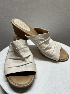 Born Lemhi Ivory Leather Mules Open Toe Women s Size 11M EUC