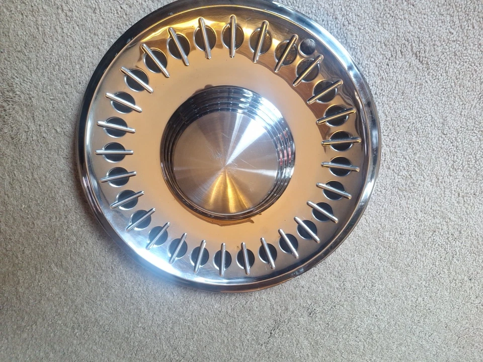 Tapacubos Plymouth 1961 14" Fury Belvedere y Valiant Foto 2 de 4