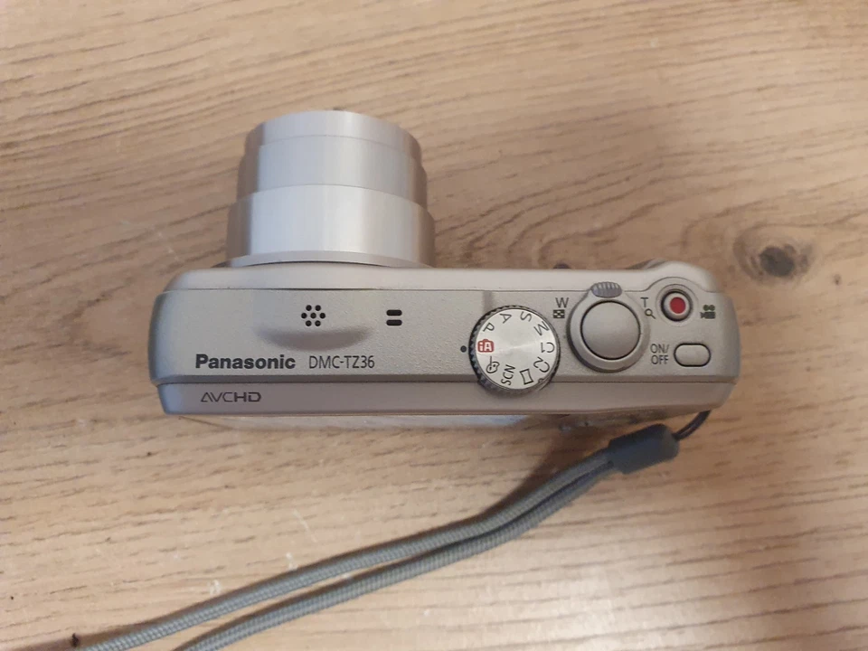 Panasonic LUMIX DMC-TZ36 16.1MP Digitalkamera - Silber, Foto 4 von 5
