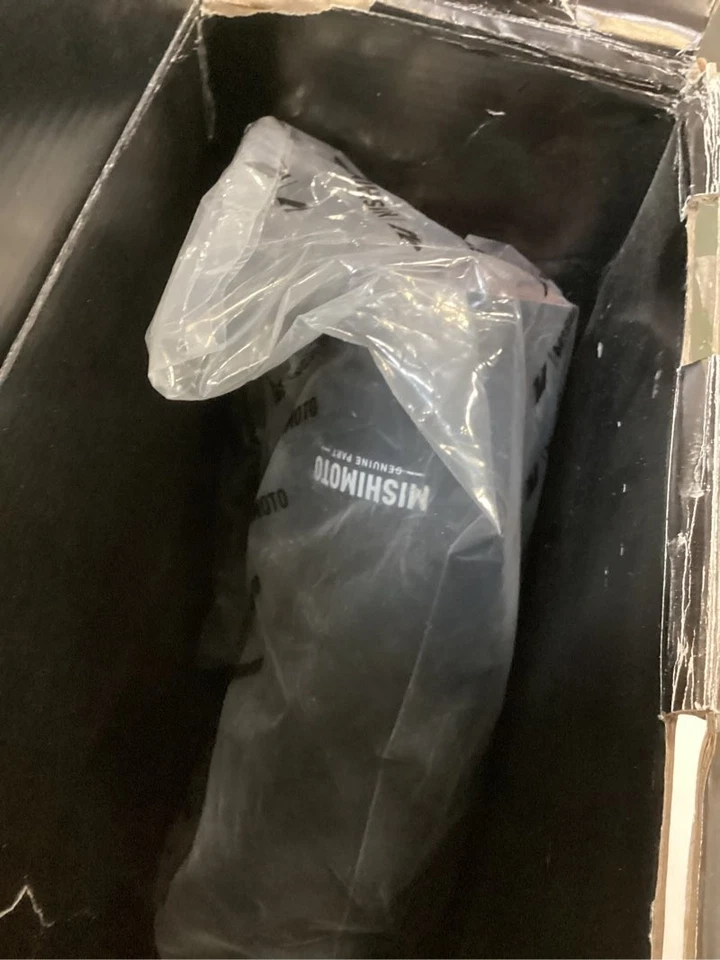 Силиконовая труба интеркулера Mishimoto MMICP-RS-16KBK для Ford Focus RS 2016-2018 годов выпуска - Изображение 2 из 3