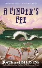 A Finder's Fee (Missing Pieces Mystery), Lavene, Jim