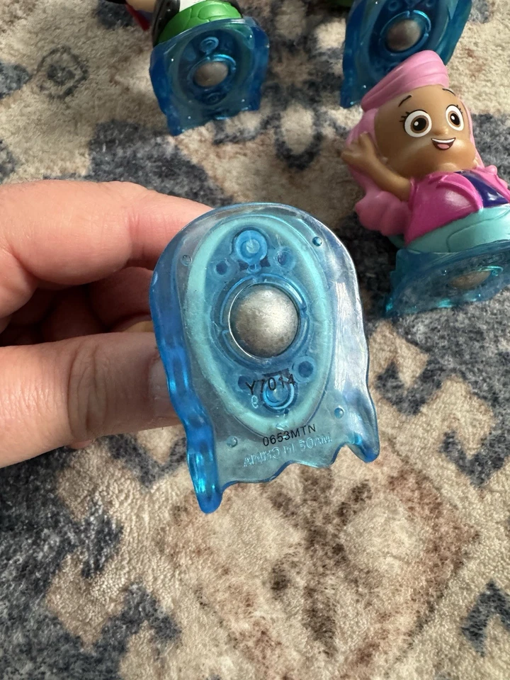 Bubble Guppies Roll N’ Go Sliders Lot (4) Bubble Puppy Fisher-Price Nickelodeon - Image 3 of 4