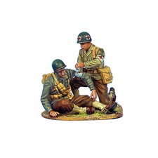 NOR045 US 4th ID Medic Treating Wounded Private by First Legion