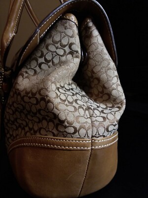 Genuine Coach handbag, Purse Signature Collection 7080 Flap Khaki