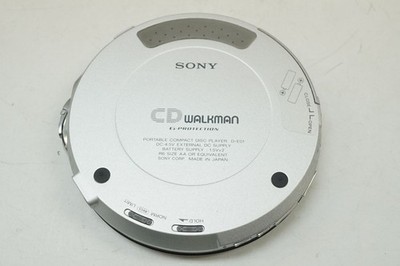 SONY D-E01 Walkman Portable CD Player Commemorative model unused