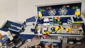 LEGO Agents: Mobile Command Center (8635) 80% Complete No Instructions