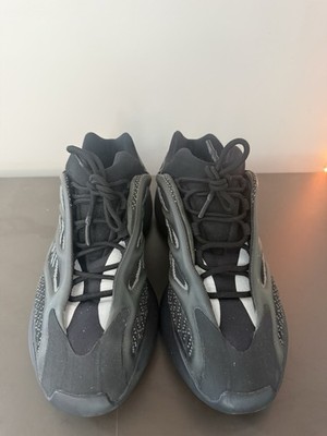 adidas Yeezy 700 V3 Avlah Edition