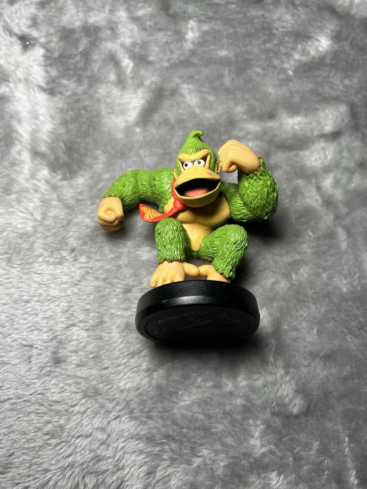 Lote de 6 bonecos Nintendo Amiibo Kirby Ganondorf Samus Captain Falcon Mewtwo DK - Imagem 3 de 4