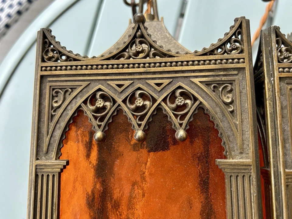 Par de LINTERNAS COLGANTES VINTAGE GÓTICAS REGENCIA 4 PANELES LUZ MEDIEVAL MCM Foto 4 de 4