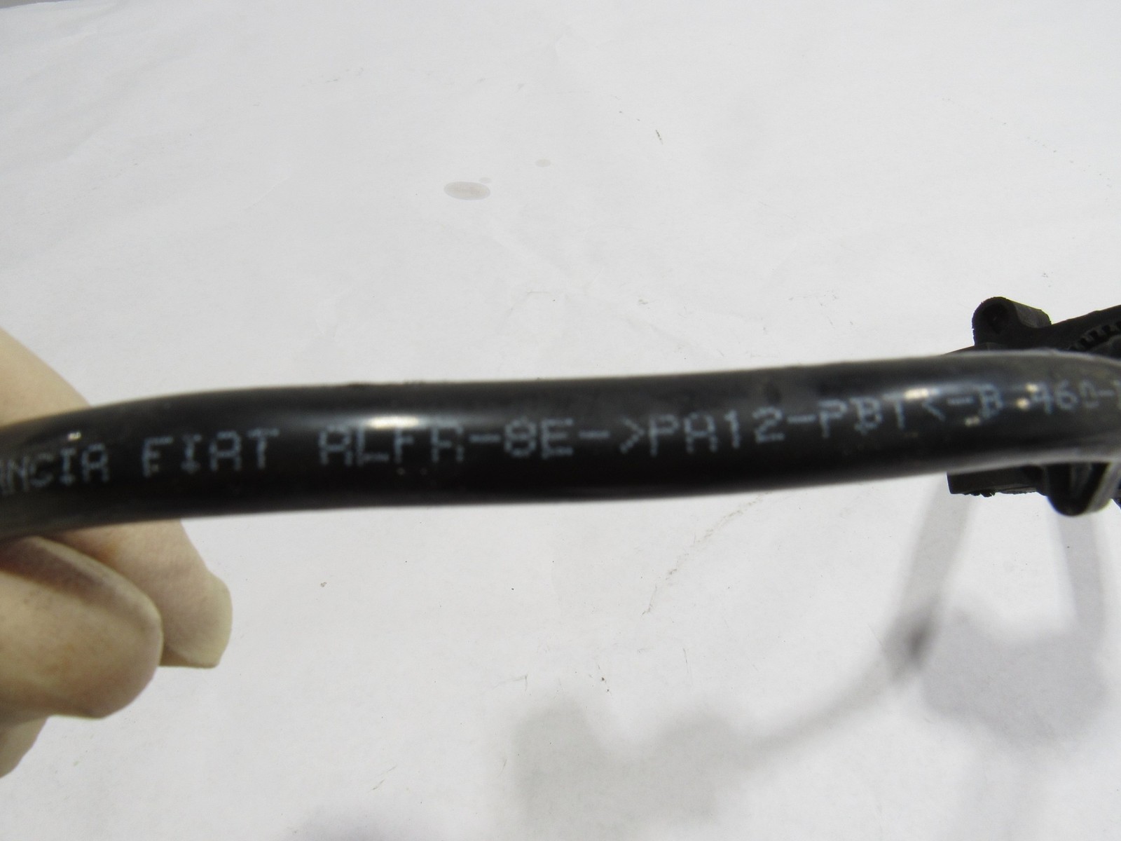 08-12 Maserati Granturismo S 2010 Vapor Solenoid Valve Sensor Pipe Line Hose ^:Y