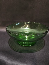 Vintage Emerald Green Glass Scalloped Pedestal Bowl E.O. Brody Co. Candy Dish