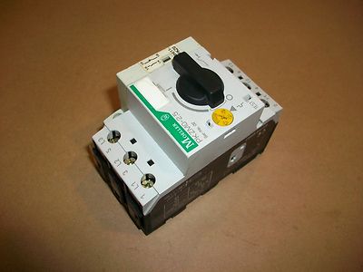 Moeller Protected Manual Motor Starter PKZM0-2.5         1.6 - 2.5 amps