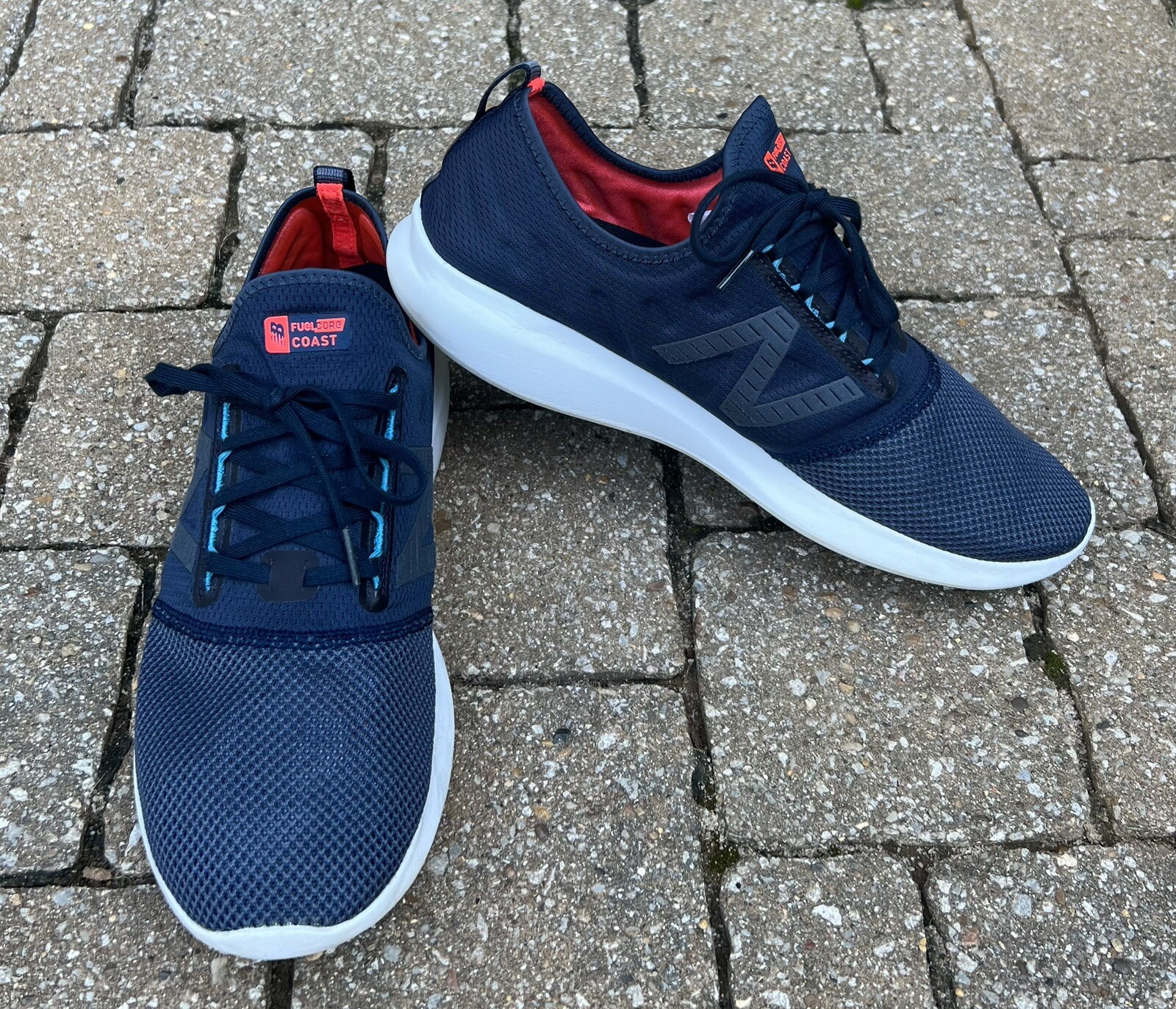 Mens New Balance Size 13 D FuelCore Coast Lightweight Blue White Running Shoes