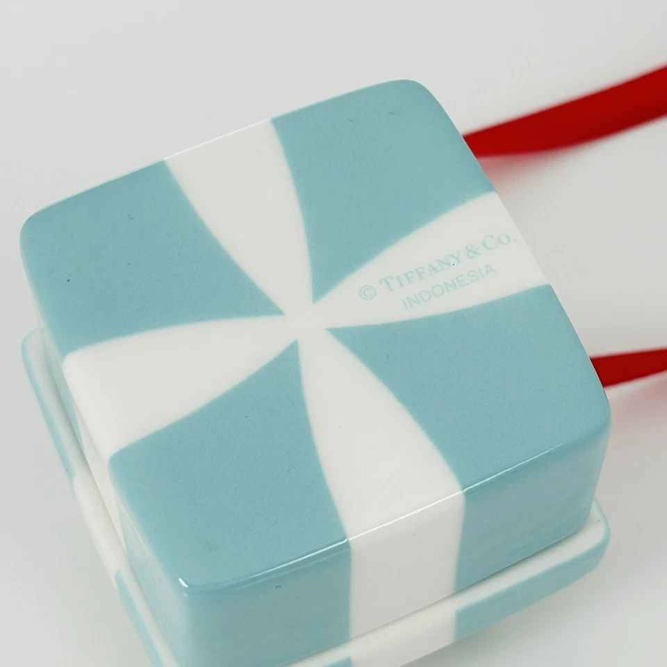 Caja de regalo azul Tiffany baratija adorno navideño porcelana de hueso Foto 4 de 4