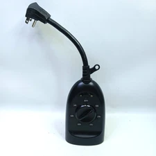 Intertek Electrical Power Two Outlet YLT-32 Timer Raintight 125VAC 60Hz