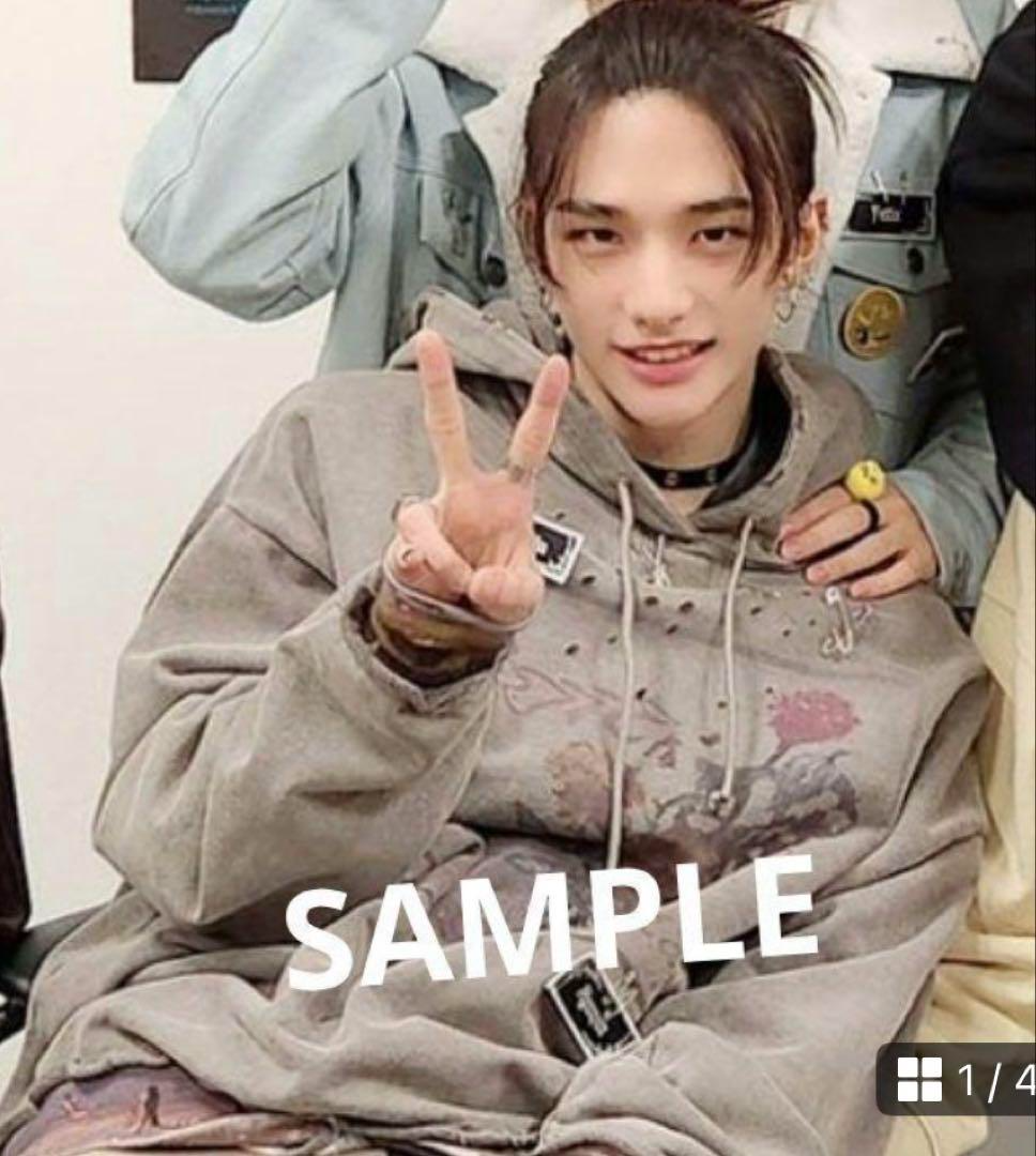 Official Stray Kids HOODIE Produced by Hyunjin XMAS POPUP STORE