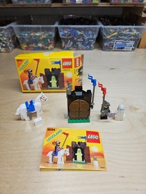 Lego Castle 6034: Black Monarch's Ghost Set, Complete w/ Box, Instructions