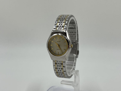 Citizen Eco-Drive E030-K14901 Analog Solar Women Vintage