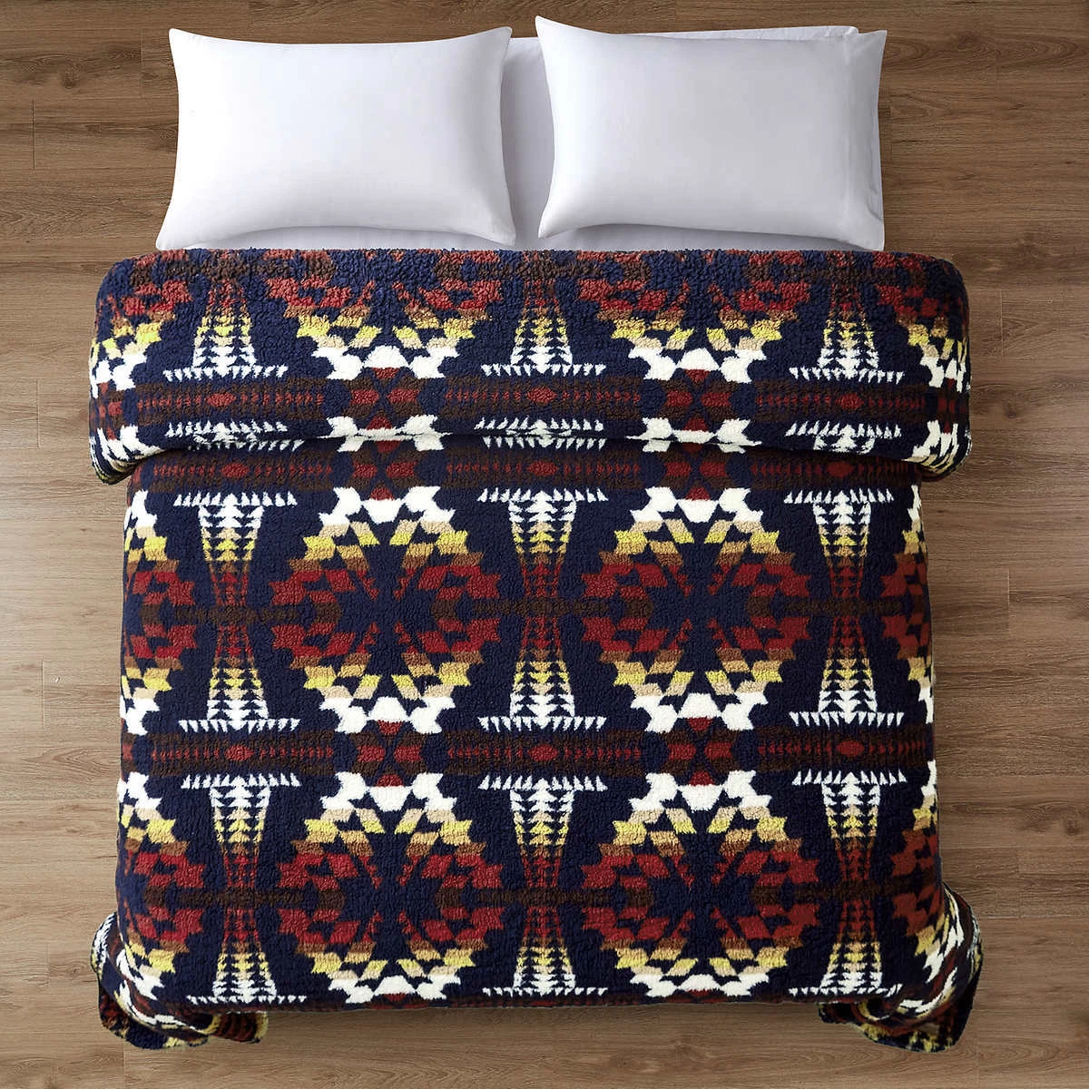 NWT Pendleton Sherpa Fleece Blanket Legend Lake Dark Blue King Costco Cozy  Warm | eBay
