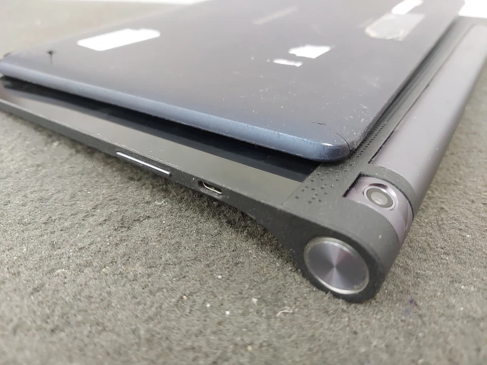 2X Lenovo Tablet JobLot Bundle (Damaged/Faulty) For Parts Only — Untested — #10 - Image 3 of 4