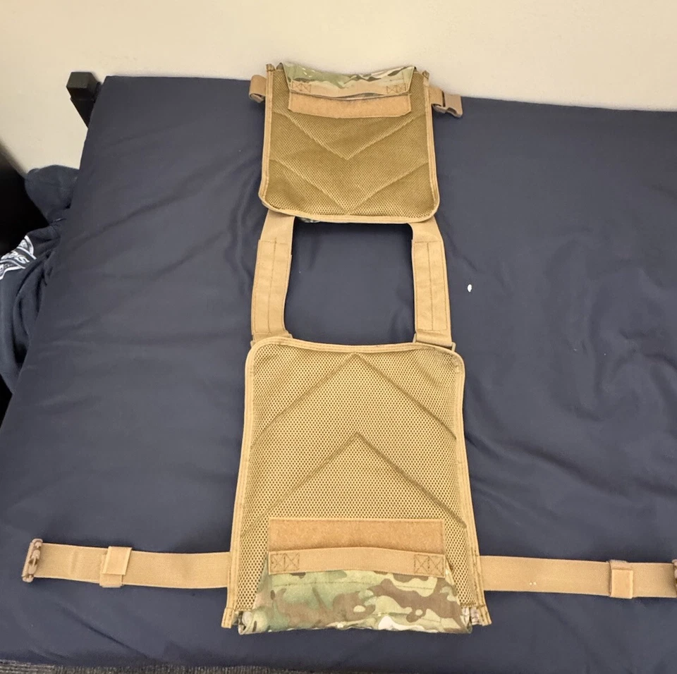 Nuevo portaplacas tácticas Lancer Foto 3 de 3