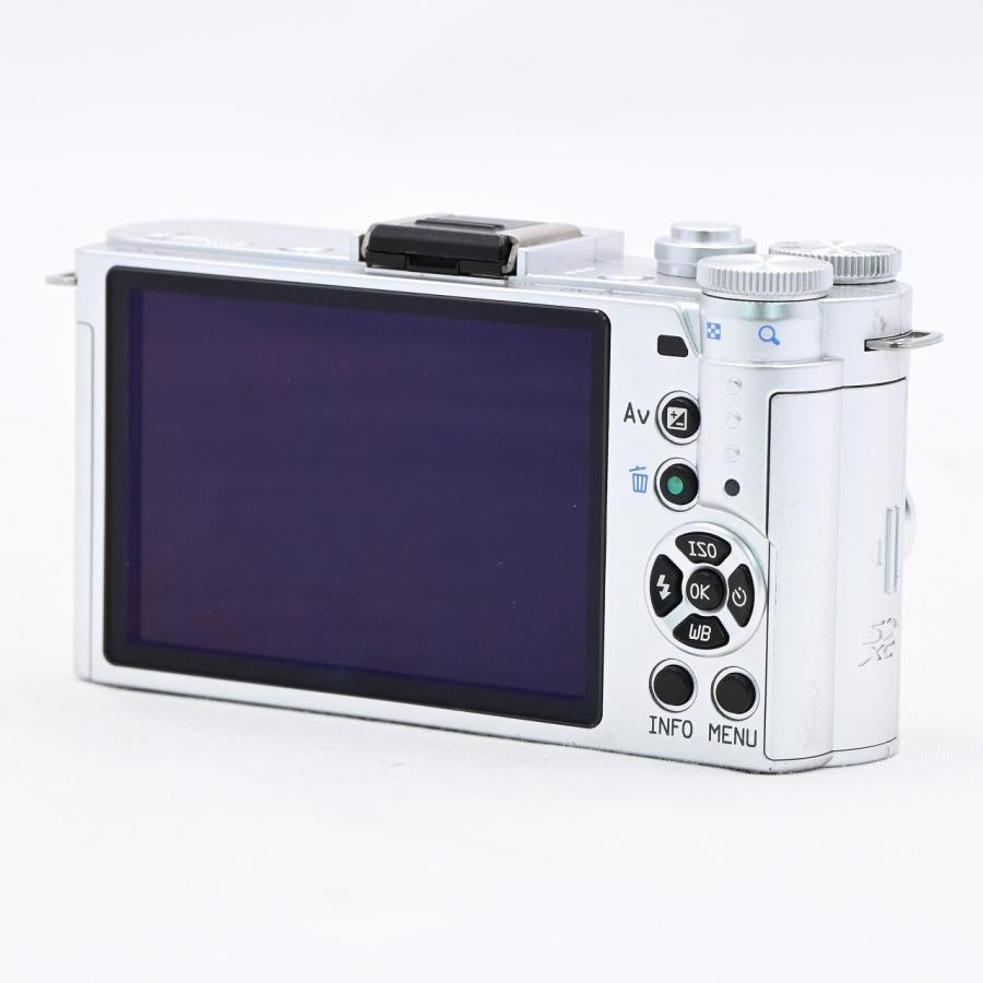 PENTAX Q-S1 Camera Silver & Black (ShutterCount 3324 PENTAX Q-S1 Camera Silver & Black (ShutterCount 3324