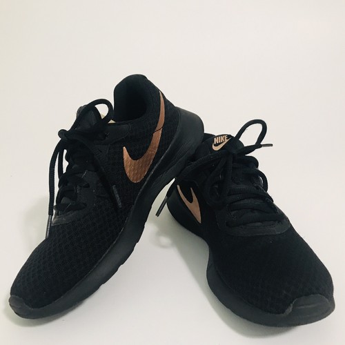 nike tanjun bronze
