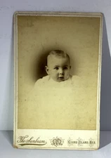 Photogenic Baby. Sunbeam Gallery. J. R. MOELLER. Grand Island. Neb.