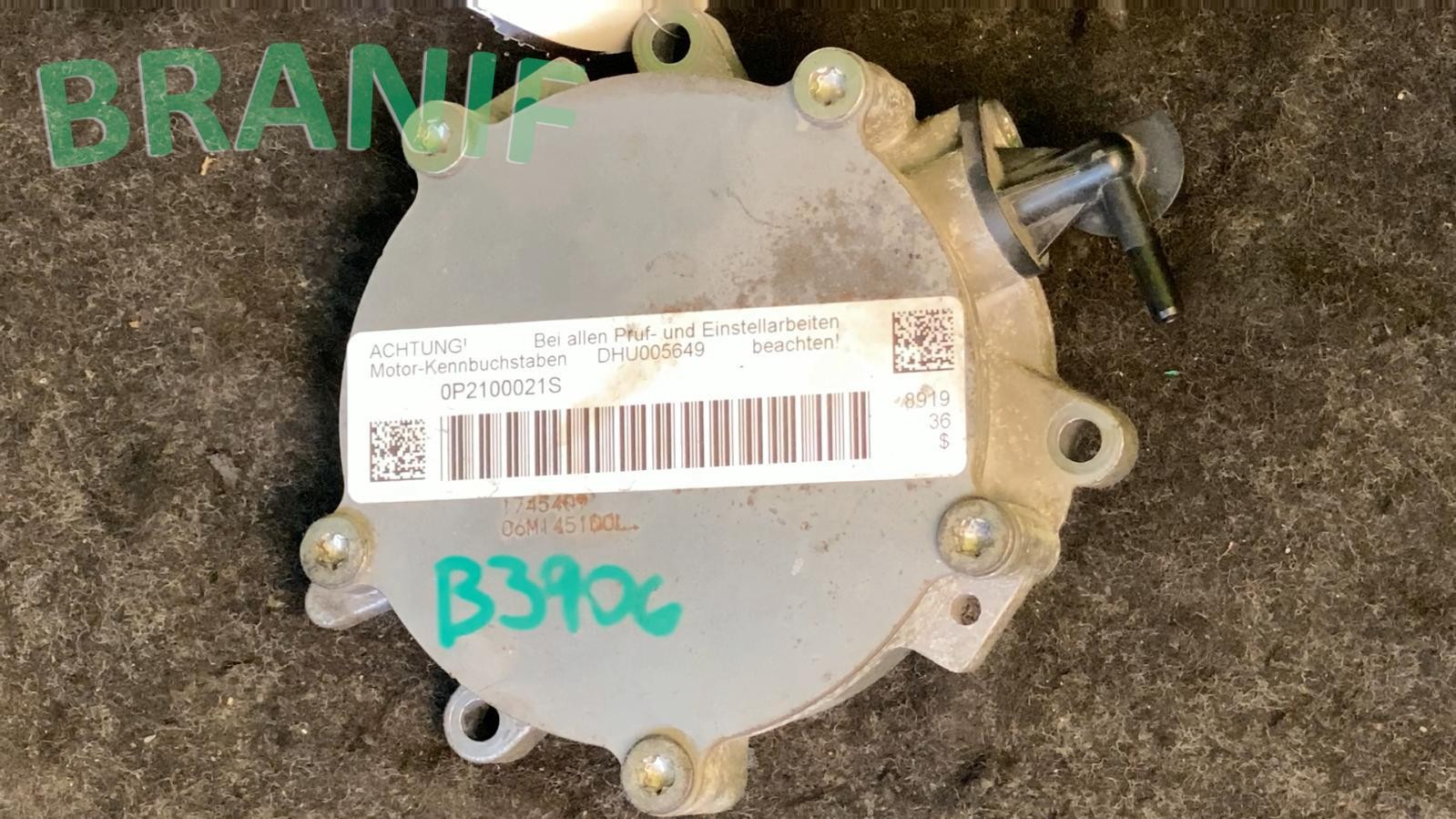 BENTLEY BENTAYGA - Vacuum pump  06M145100L 0P2100021S