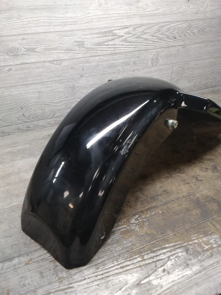 Harley Davidson Touring 2009+ carenado trasero personalizado pintado en fibra de vidrio Foto 3 de 4