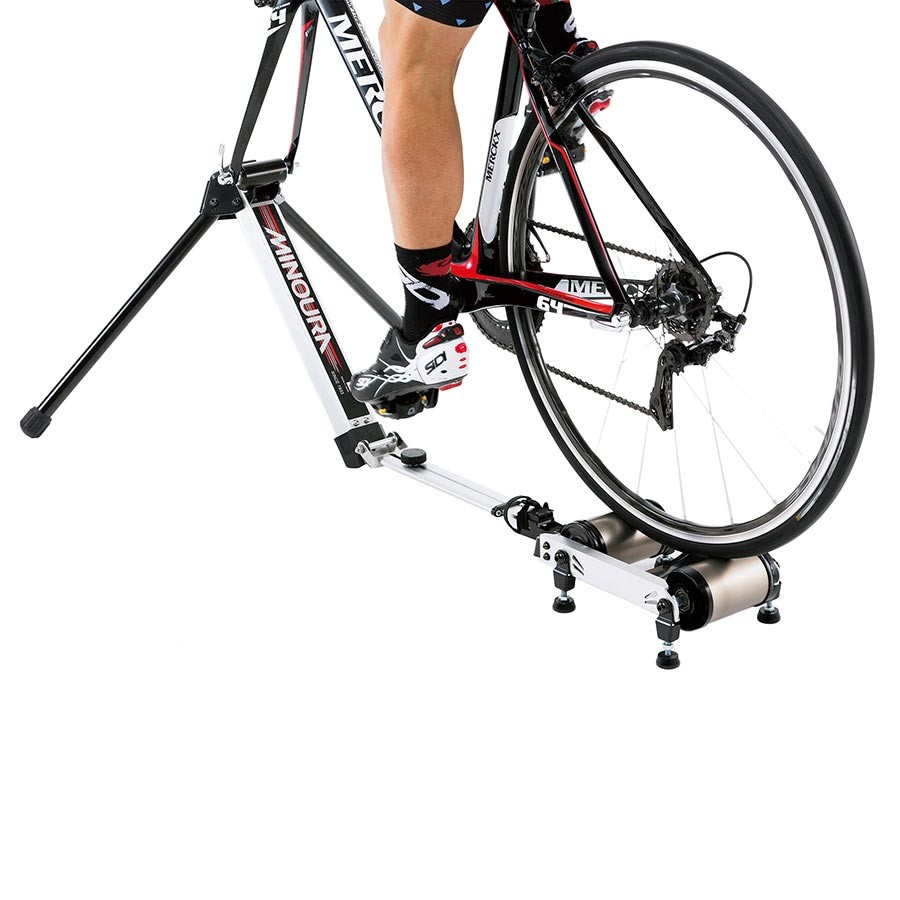 Ролики с магнитным сопротивлением Minoura FG220 с транспортировочной сумкой - Совместимы с 52990₽