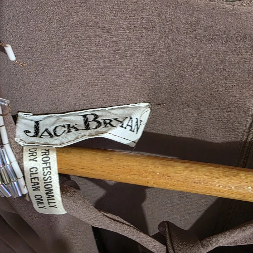 Maxi Vestido Vintage Marrón Jack Bryan Plisado Talla 16 - Elegante Estilo Retro Foto 3 de 4