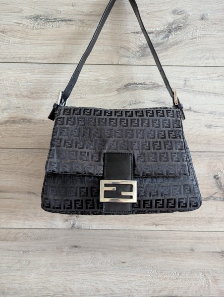 Vintage FENDI Zucchino Mamma Baguette Shoulder Bag Black Canvas Silver Buckle