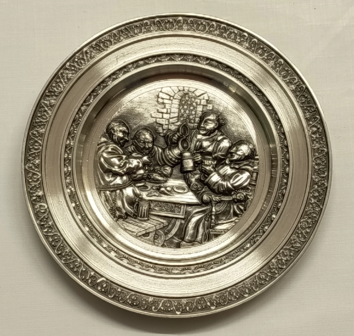 Zinn-Wandteller Durchmesser 12cm
