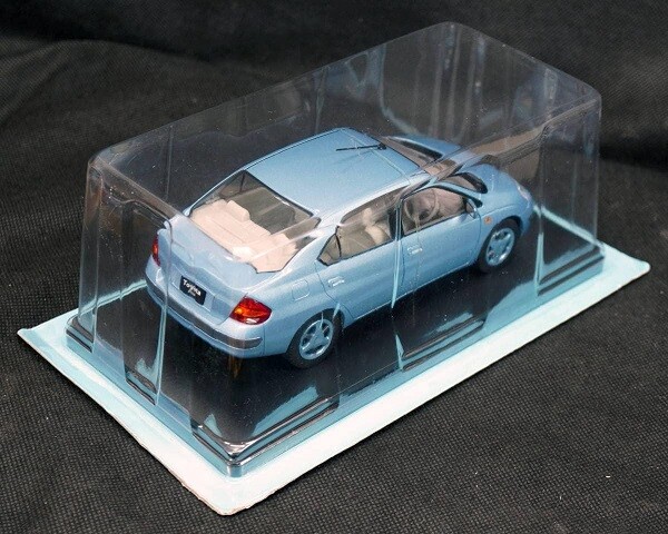 1/24 Domestic famous car collection Toyota Prius 1997 Shrink