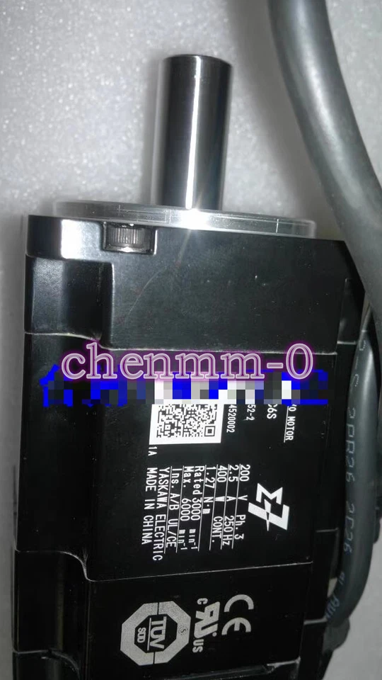 Servomotor Yaskawa #YY usado 1 pieza SGM7J-04AFC6S Foto 3 de 3