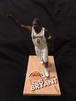 Kobe Bryant フィギュア 8番 Lakers McFarlane Toys NBA Kobe Bryant