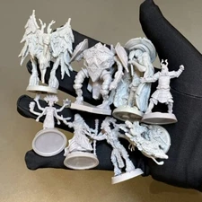 Lot 9 heroes Monster Miniatures For Dungeons & Dragon D&D Figures Board Games