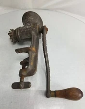 Vintage LF & C No 2 Universal Table Top Meat Grinder Food Chopper Metal Wood 