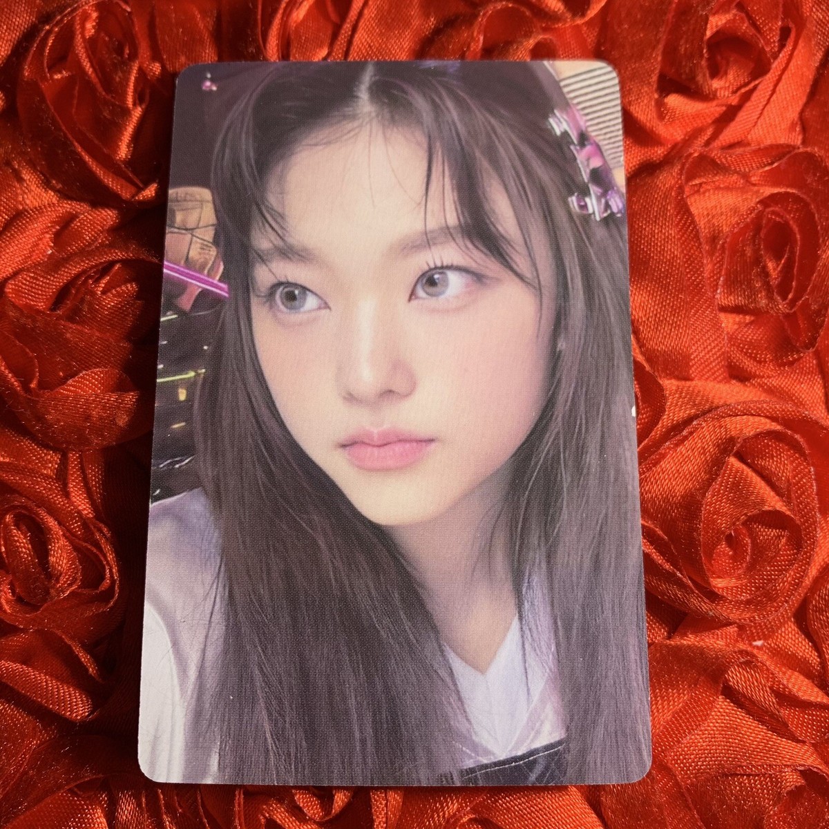 Haerin NEWJEANS Cartoon Power Edition Celeb K-POP Girl Photo Card