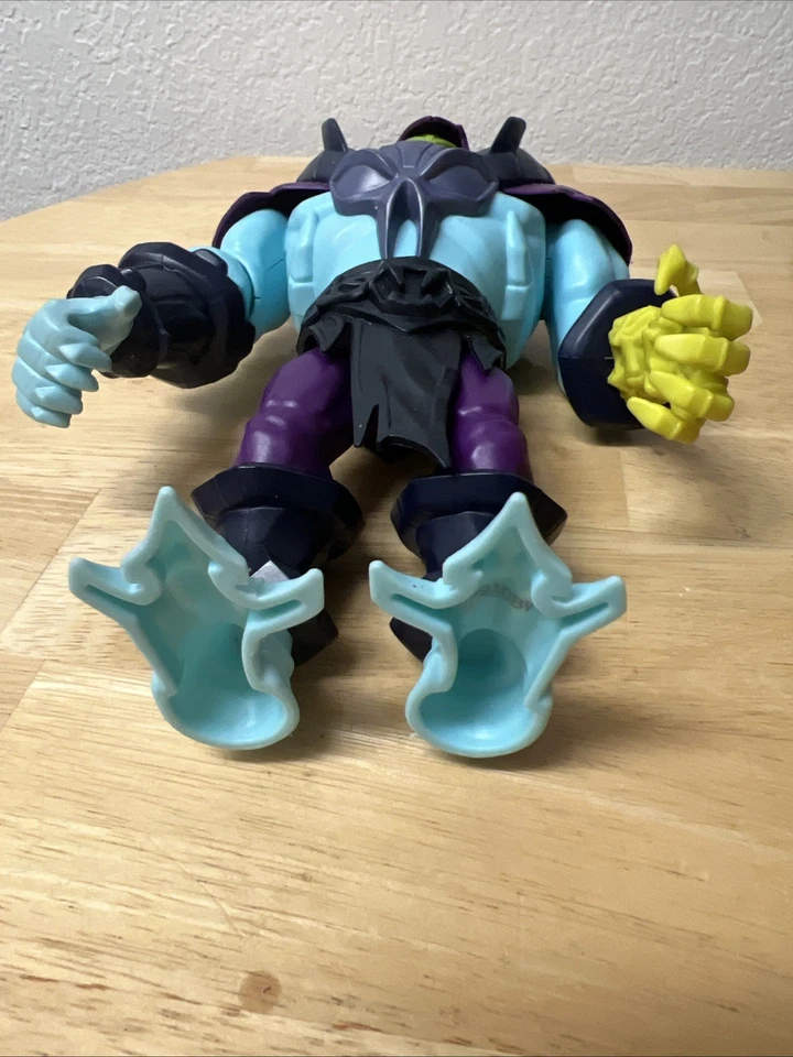 He-Man and The Masters of the Universe Large Skeletor Action Figure 8.5” - Image 3 of 4