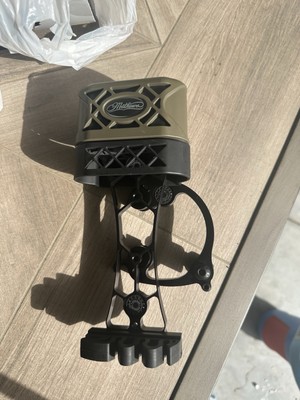 Étui à Flèches Mathews Arrow Web HD Series 4 - Embuscade Vert, Pour Arc à Poulies