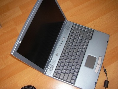 Sehr seltenes  Retro IPC Personal Computer 340S2  Laptop/Notebook Top
